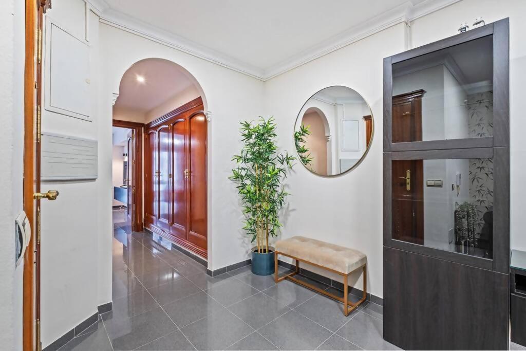 Piso En Atarazanas Apartment มาลากา ภายนอก รูปภาพ
