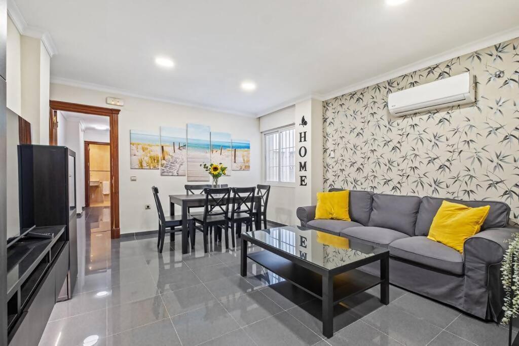 Piso En Atarazanas Apartment มาลากา ภายนอก รูปภาพ