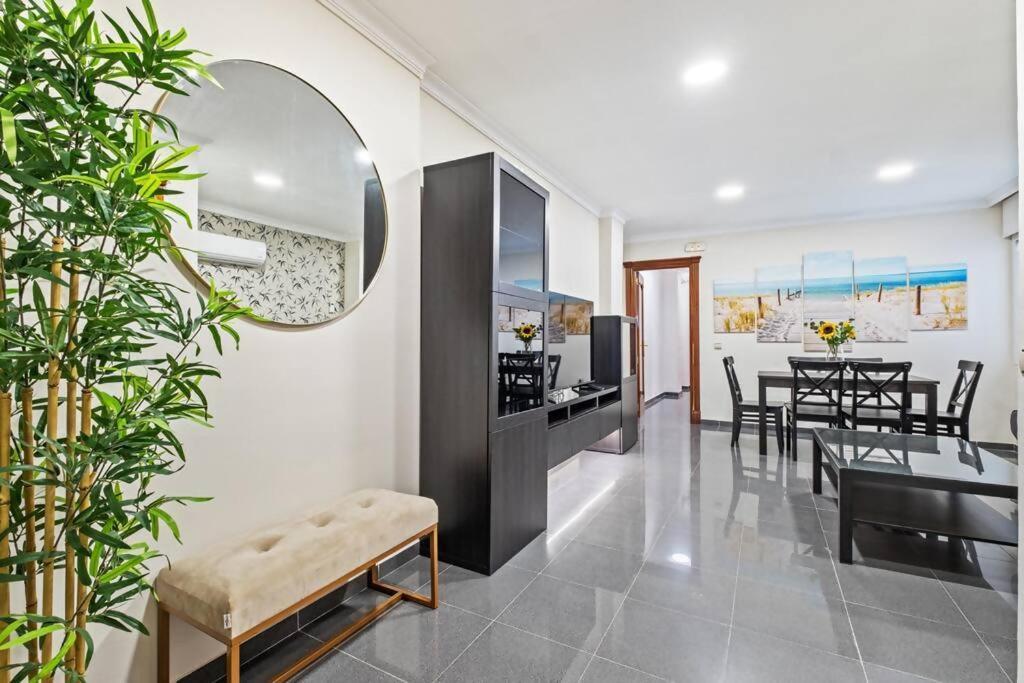 Piso En Atarazanas Apartment มาลากา ภายนอก รูปภาพ